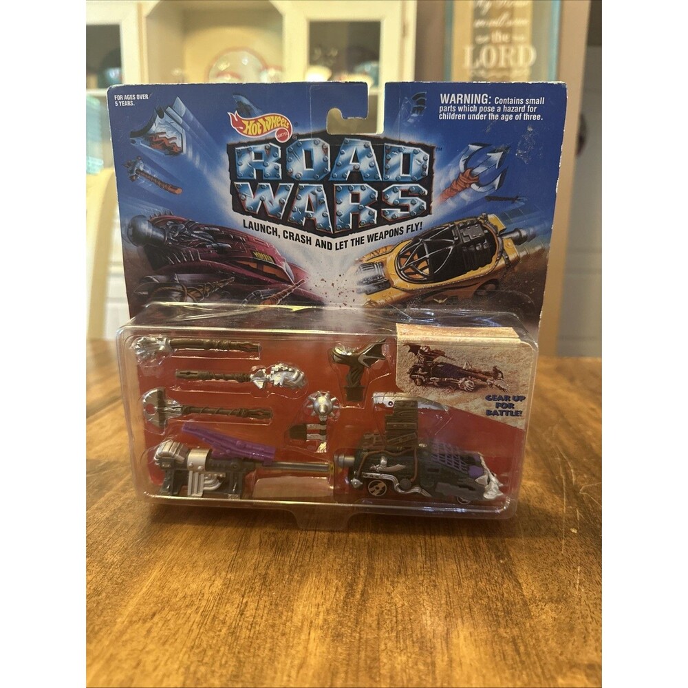 HOT WHEELS 1994 ROAD WARS STREET CLEAVER BATTLE LAUNCHER 1/64 DIECAST NOC NEW